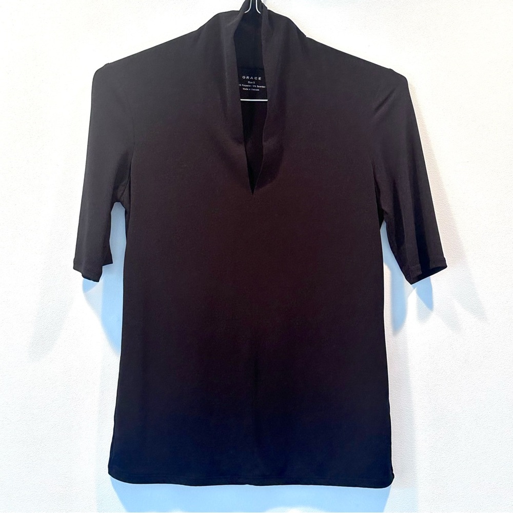 Grace Black Minimalist Modern Fitted Short Sleeve High Collared Top, Size S
